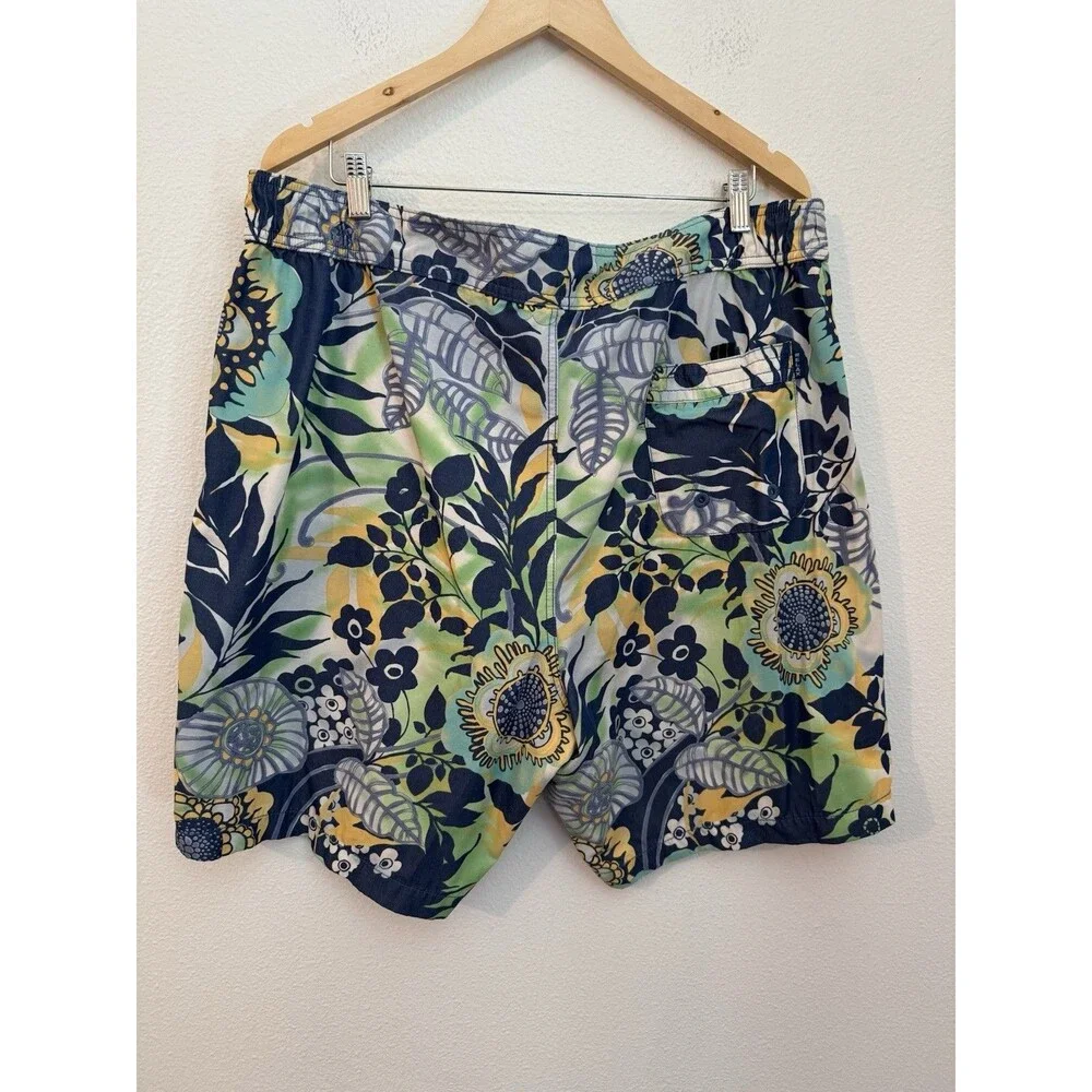 Tommy Bahama tommy bahama